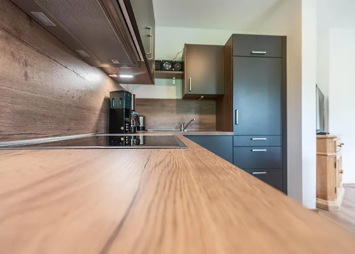 Edlguetl - Hideaway *